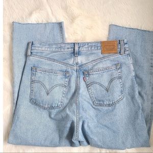 Levis Premium Ribcage Jeans size 31